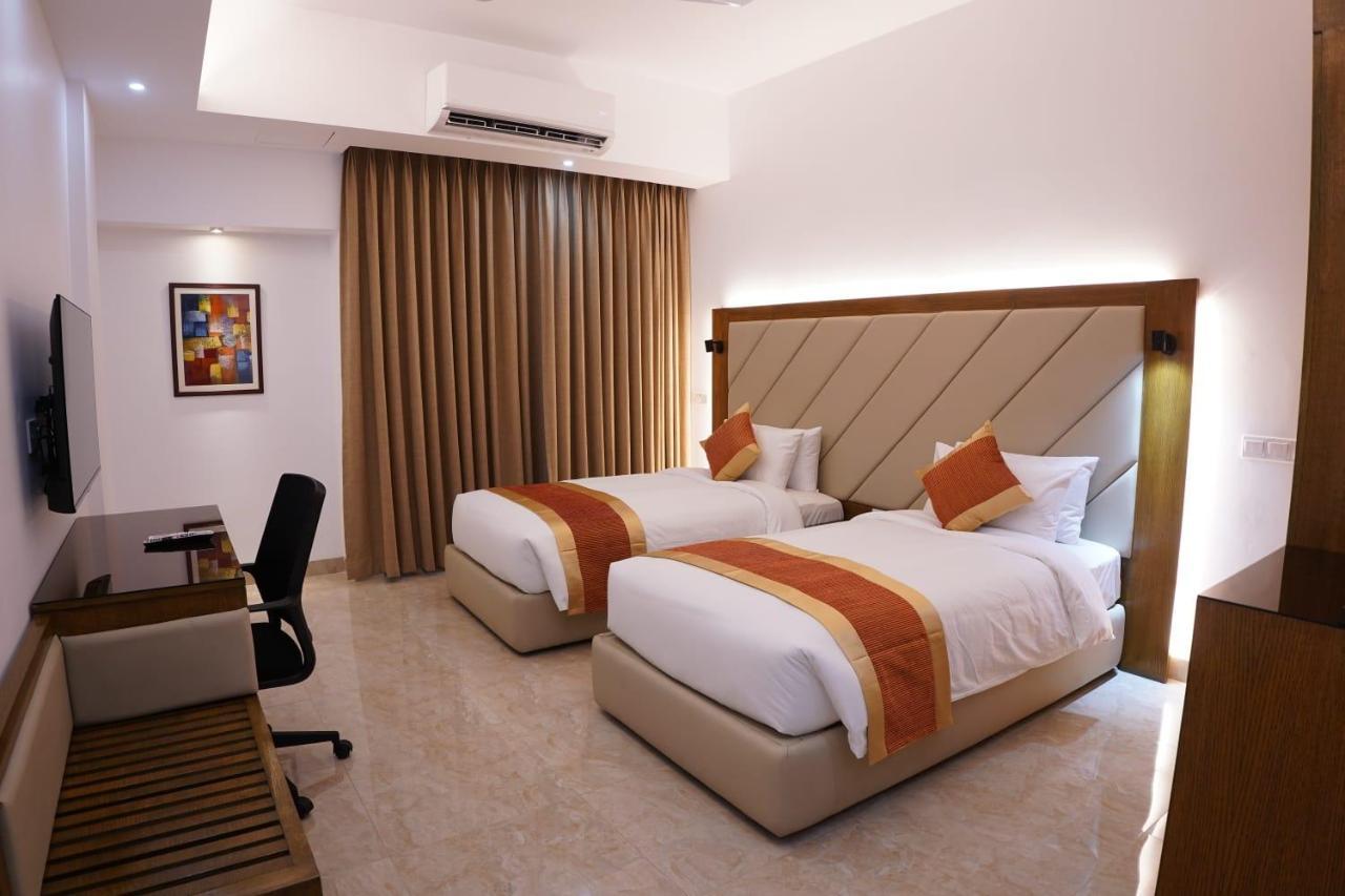 Hotel Studio23 Дакка Екстер'єр фото