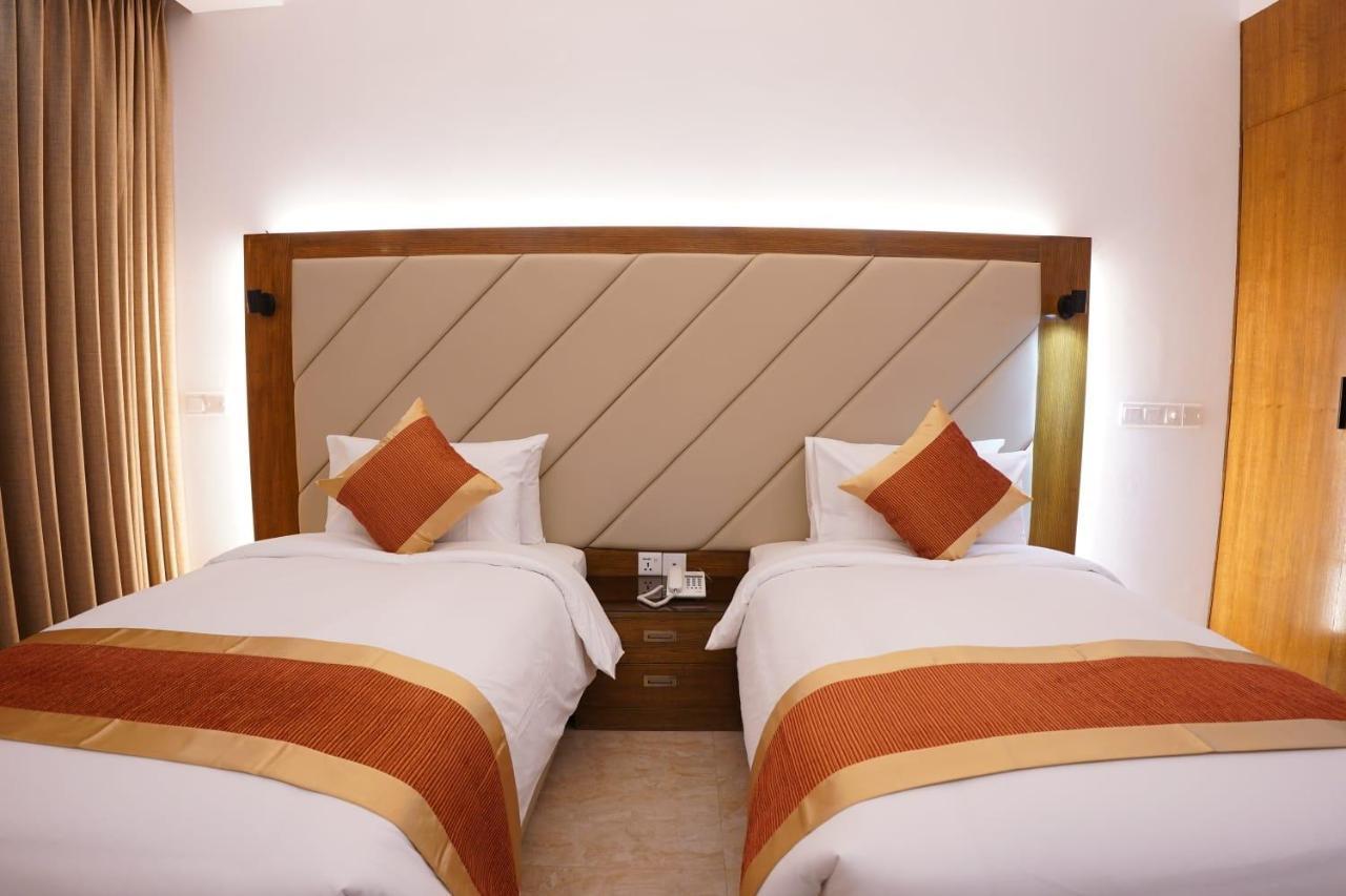 Hotel Studio23 Дакка Екстер'єр фото