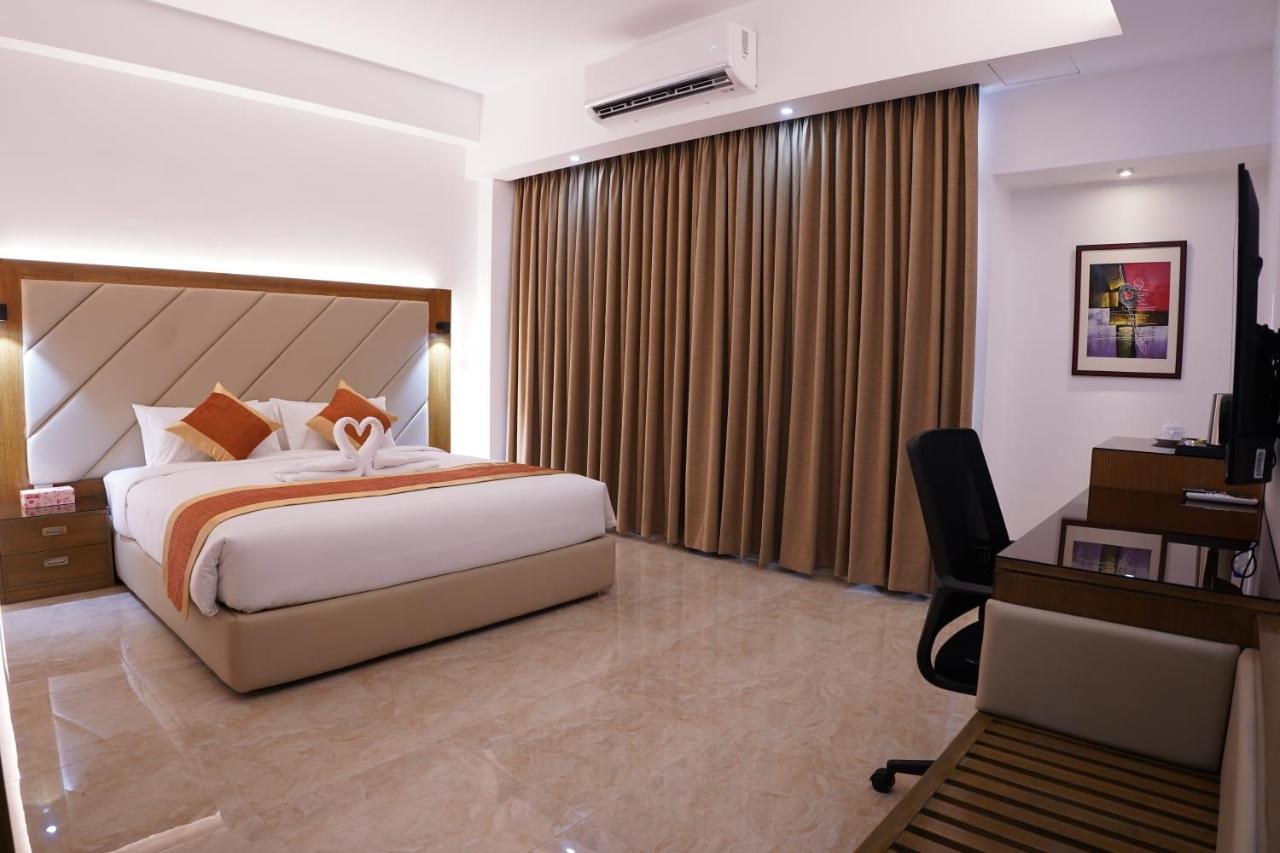 Hotel Studio23 Дакка Екстер'єр фото