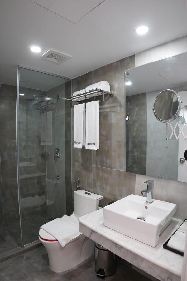 Hotel Studio23 Дакка Екстер'єр фото